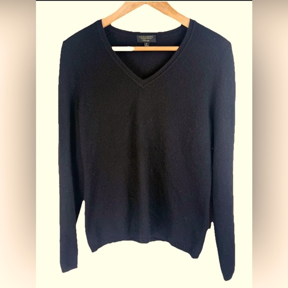 Cashmere Charter Club Luxury Black V-neck Cashmere Sweater Top Capsule Soft - Picture 1 of 7
